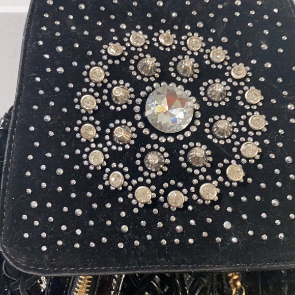 New backpack - Picture 2 of 5